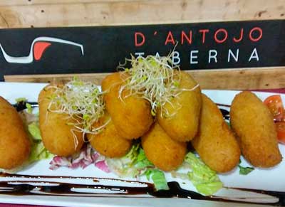 Restaurantes Sobresalientes para comer bien Málaga D'Antojo Taberna